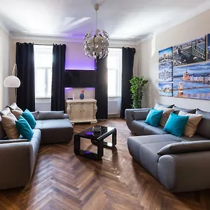 Center,the Rumbach Apartamento